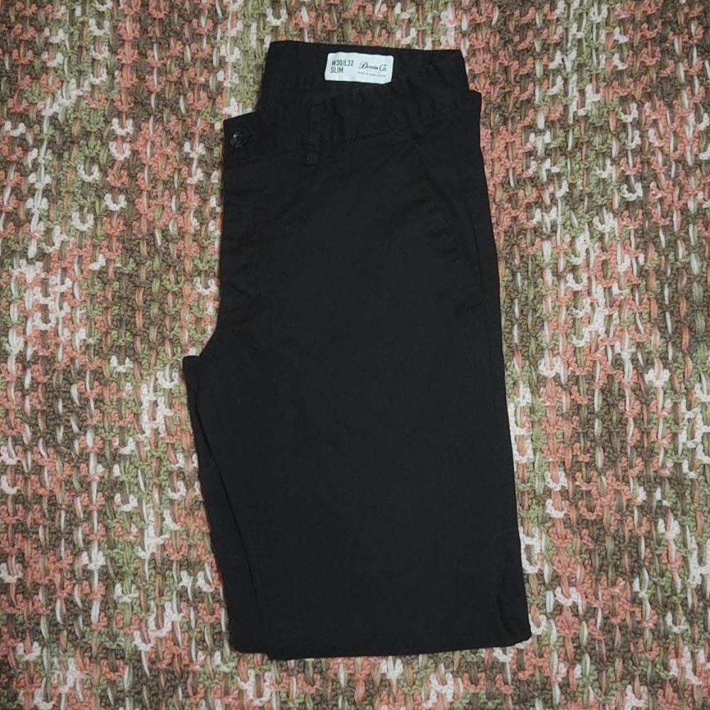 Women's size 30 denim & Co black jeans